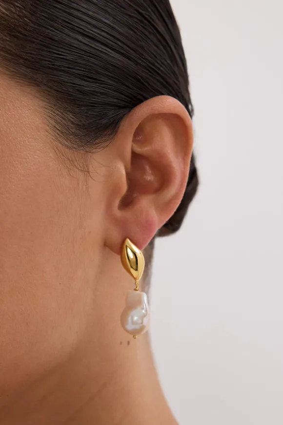 AMBER SCEATS ISOLA EARRING GOLD