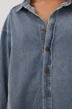 ASHTON CLASSIC BLUE DENIM SHIRT