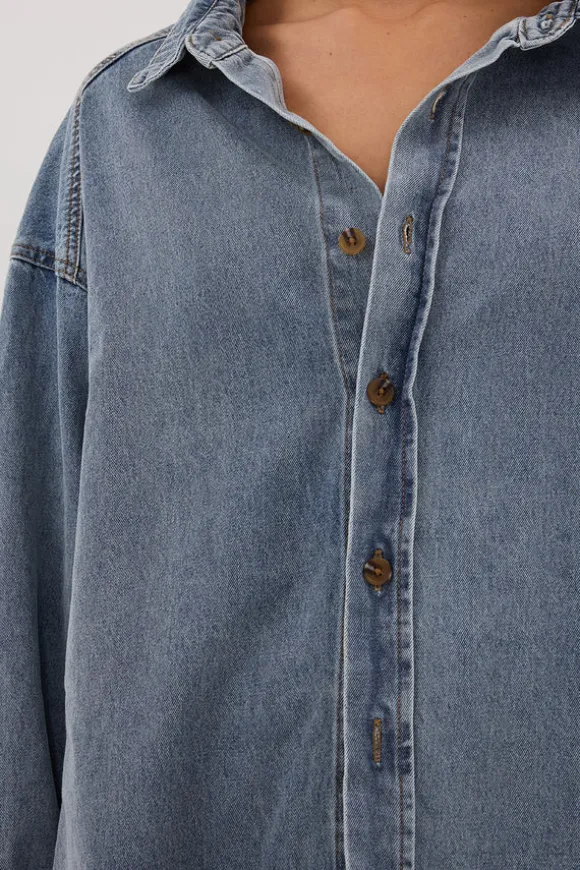 ASHTON CLASSIC BLUE DENIM SHIRT