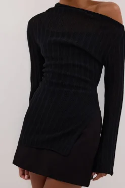 BOWIE BLACK LONG SLEEVE KNIT TOP