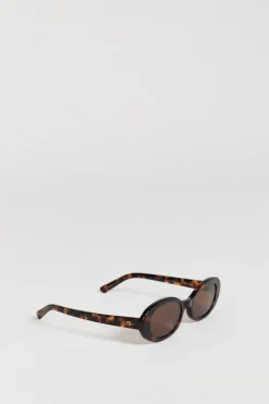 ELISA JOHNSON LYRIC LEIGH IN BROWN TORTOISE SUNGLASSES