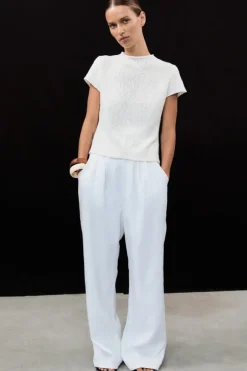 LEO OFF WHITE KNIT TOP