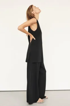 RAY BLACK WIDE LEG KNIT PANT