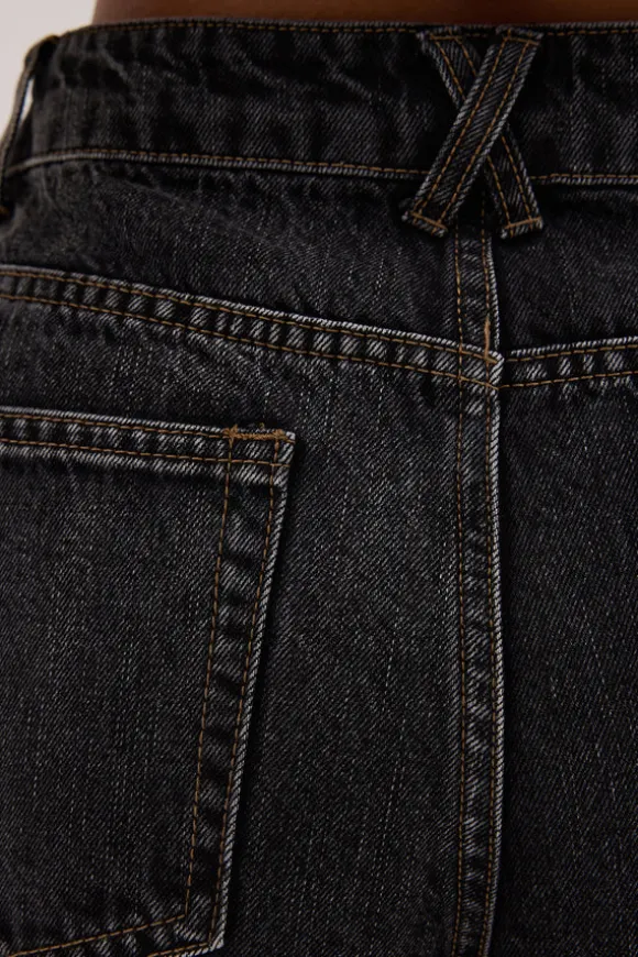REAGAN 2.0 WASHED BLACK SLOUCHY JEAN
