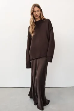 ROY CHOC LONGLINE KNIT JUMPER