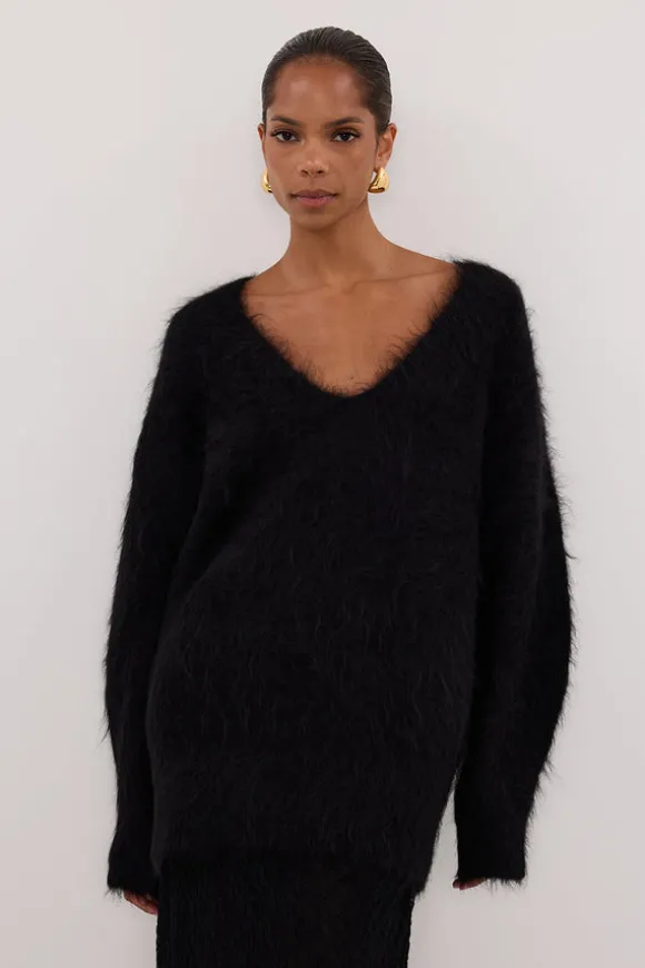 SALMA BLACK V NECK JUMPER