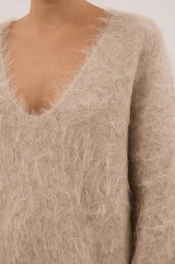SALMA OAT V NECK JUMPER