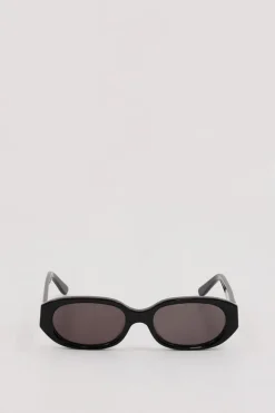 VELVET CANYON BLACK MANNEQUIN SUNGLASSES